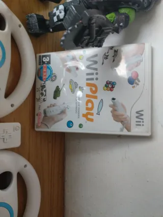 Lote Wii: Mandos, Volantes y Juego