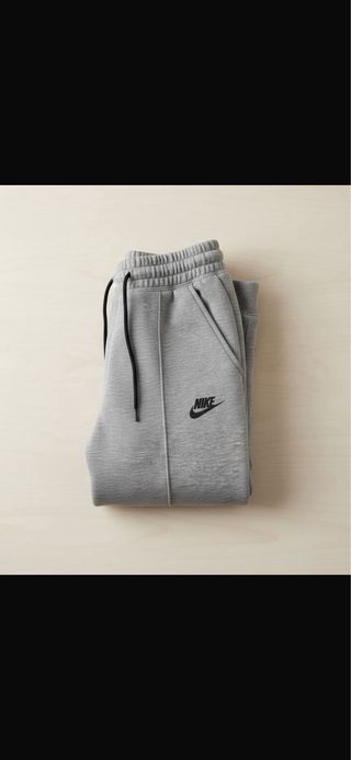 Pantalón chándal Nike gris