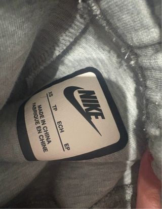 Pantalón chándal Nike gris