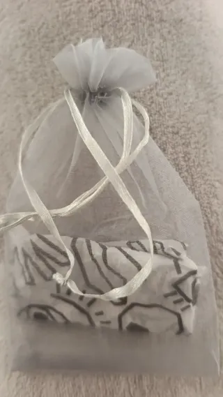 Pulsera de monedas de plata