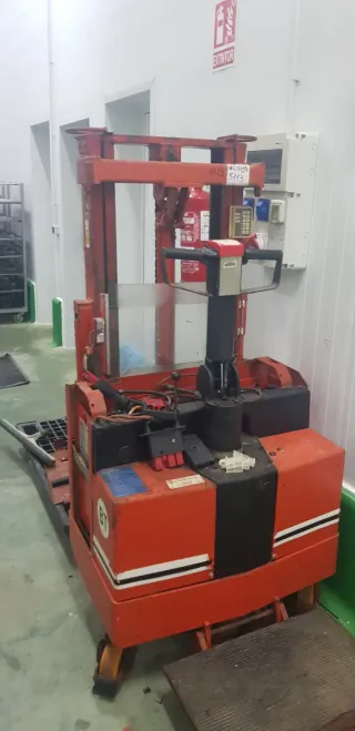 Carretilla , torillo,elevadora Linde