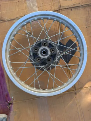 Rueda Honda CRM 125