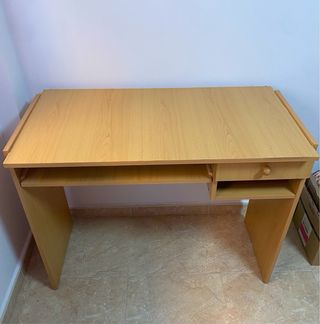 Mesa escritorio de madera con cajón y hueco