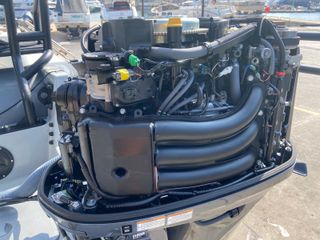 Motor Yamaha 300 V6 4.2L 2022