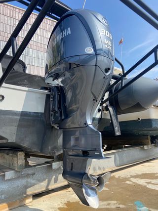 Motor Yamaha 300 V6 4.2L 2022