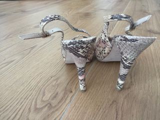 Sandalias Lodi Piel Serpiente Rosa Talla 37