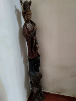 Talla antigua china de madera