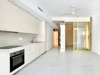 Local comercial en venta en El Parc i la Llacuna del Poblenou en Barcelona