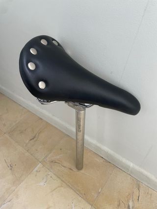 Sillín de bicicleta con amortiguador