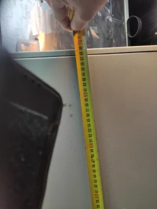 Armario de llaves metálico . Se escuchan ofertas