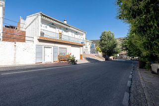 Chalet en venta en Benalúa de las Villas