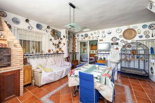 Chalet en venta en Benalúa de las Villas