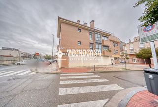 Local comercial en alquiler en Pº Zorrilla - Cuatro de Marzo en Valladolid