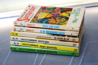 Novela pulp, romántica de Carlos de Santander. Bruguera serie Carola y Camelia y Rollan, años 70.