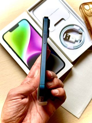 iPhone 14 COMO NUEVO