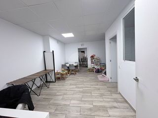 Local comercial en venta en El Parc i la Llacuna del Poblenou en Barcelona