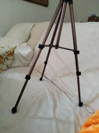 Treppiede per fotocamere e cellulari