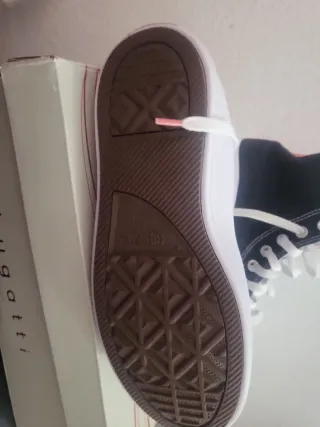 Zapatillas Converse Altas Negras y Rosas