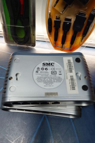 Lote Informática: Discos Duros, Cables y Más