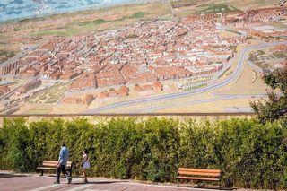 Local comercial en venta en La Alhóndiga en Getafe