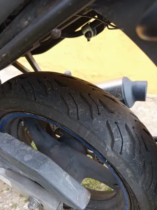 Suzuki GS 500 Azul/Plata Año 2003