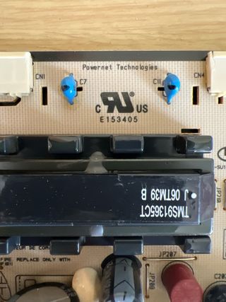 fuente de alimentación de monitor o televisor,