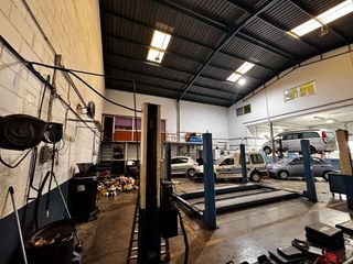 Nave industrial en venta en Babel en Alicante