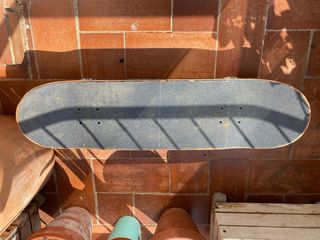 Skate con ruedas y rodamientos nuevos