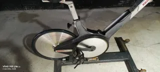 Bicicleta de Spinning KEISER M3
