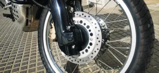 Honda Africa Twin 750 Negra