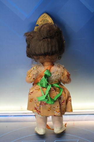 12. Antigua muñeca Brisita de Florido, traje regional de Valencia. Años 60.