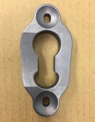 Soporte inyector Mazda 2.2d SH0113H75A