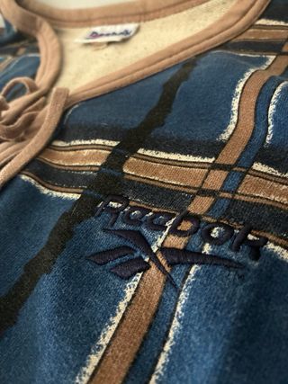 Camiseta Vintage Reebok Cuadros