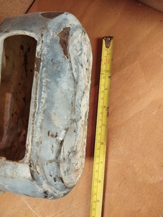 Floreira e Jarra em Ferro Fundido Antigo