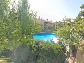 Casa adosada en venta en Puerto Banús en Marbella