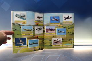 Álbum de cromos Aviones de Combate. Panini.