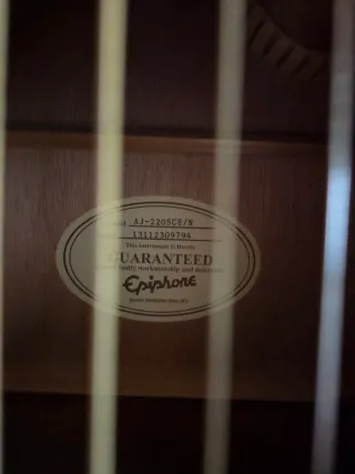 Chitarra elettroacustica Epiphone AJ-220SCE/N - Come nuova