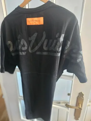Camiseta Louis Vuitton Negra Talla XL