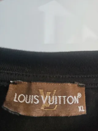 Camiseta Louis Vuitton Negra Talla XL