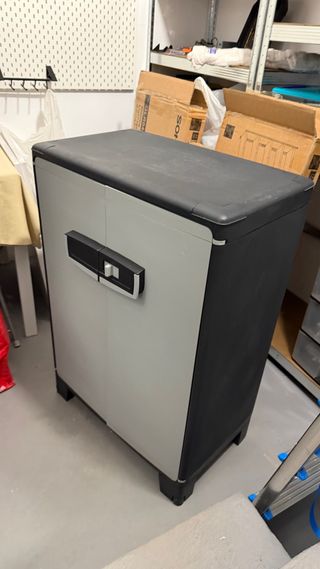 Armario mueble de plástico muy resistente