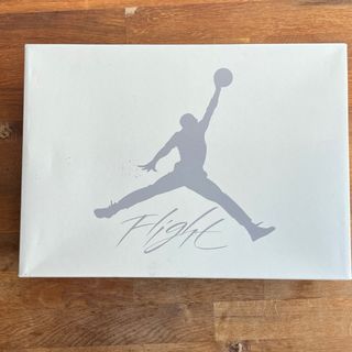 Jordan 4 SB Navy Talla 42.5