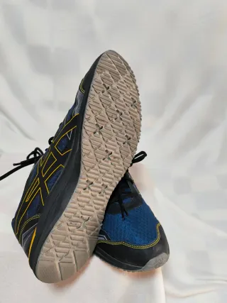 Zapatillas Asics Azul y Amarillo