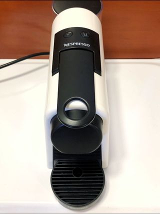Cafetera Nespresso Essenza Mini Blanca