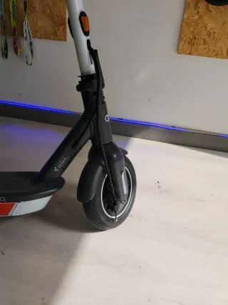 Patinete Eléctrico Segway Ninebot x Audi