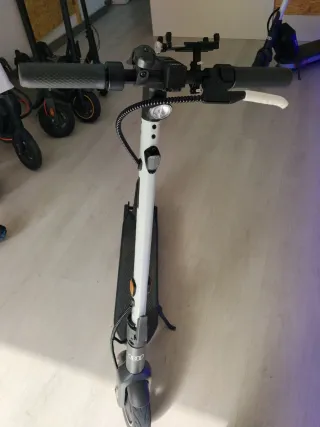 Patinete Eléctrico Segway Ninebot x Audi