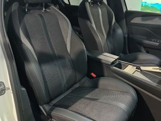 PEUGEOT 308 5P Allure Pack Hybrid 180 eEAT8