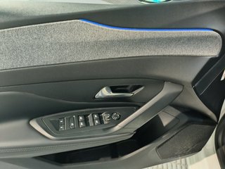PEUGEOT 308 5P Allure Pack Hybrid 180 eEAT8