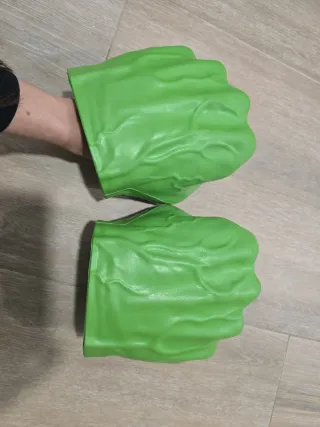 Puños Hulk Verdes