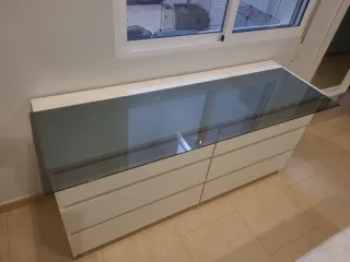 Cómoda Ikea Blanca con Tapa de Cristal