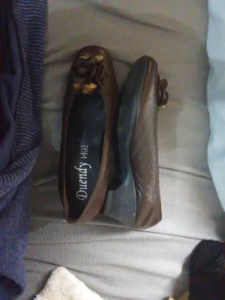 Zapatos Duendy Marrones con Flor